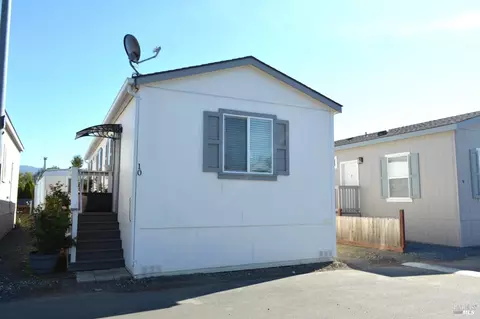 311 Lake Mendocino Dr #10, Ukiah, CA 95482