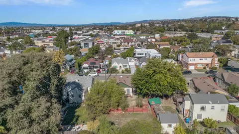 View/Area - 323 Hampshire St, Vallejo, CA 94590 photo 4 of 7