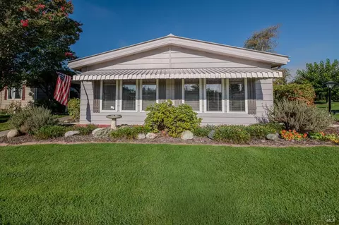 230 Parque Margarita, Rohnert Park, CA 94928