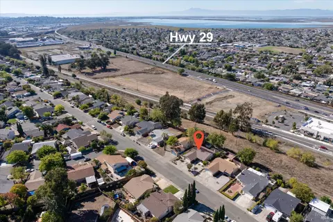 View/Area - 911 Falcon Dr, Vallejo, CA 94589 photo 3 of 6