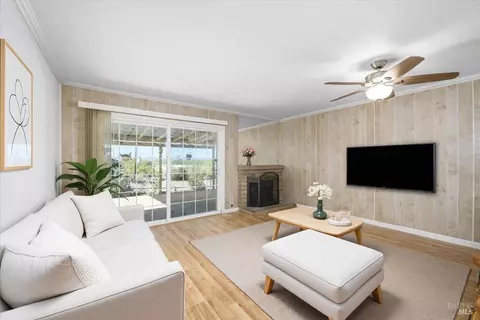 Living - 911 Falcon Dr, Vallejo, CA 94589 photo 4 of 4