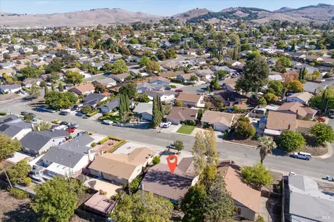 View/Area - 911 Falcon Dr, Vallejo, CA 94589 photo 2 of 6