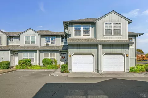 1507 Pinebrook Pl, Santa Rosa, CA 95403