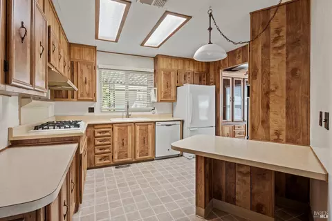 66 Bonita Pl, Ukiah, CA 95482 photo 4