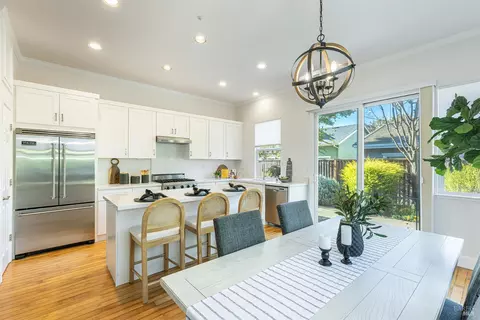 Kitchen - 4 Firefly Ln, Napa, CA 94558 photo 3 of 6