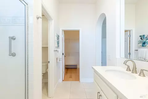 Bath - 4 Firefly Ln, Napa, CA 94558 photo 4 of 4