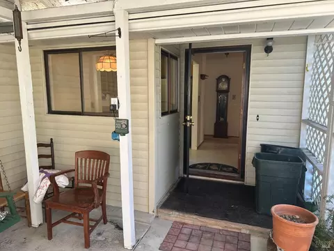 Exterior - 101 University Ave, Vallejo, CA 94591 photo 5 of 8