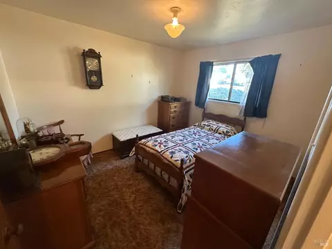 Bedroom - 101 University Ave, Vallejo, CA 94591 photo 5 of 6