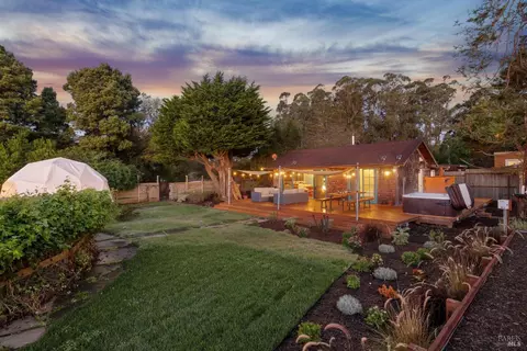 120 Juniper Rd, Bolinas, CA 94924