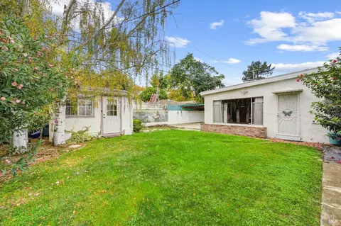 Exterior - 1325 Nebraska St, Vallejo, CA 94590 photo 2 of 5