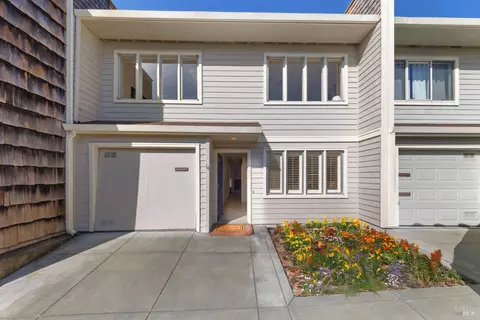 14 Mariner Green Dr, Corte Madera, CA 94925