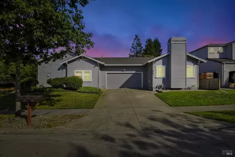 108 Oretsky Way, Cotati, CA 94931