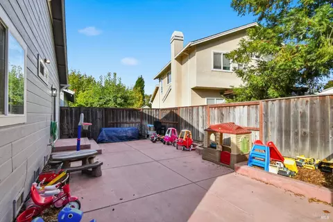 108 Oretsky Way, Cotati, CA 94931 photo 37