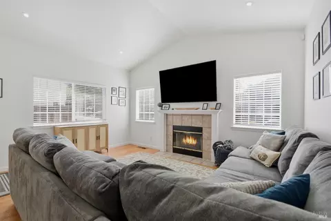108 Oretsky Way, Cotati, CA 94931 photo 10