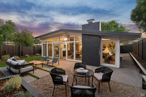 364 Hyacinth Way, San Rafael, CA 94903