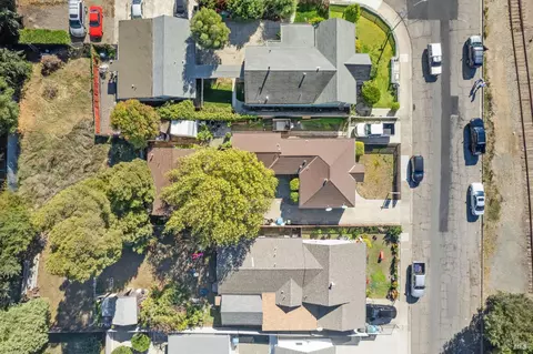 View/Area - 532 Almond Dr, Vallejo, CA 94589 photo 3 of 4