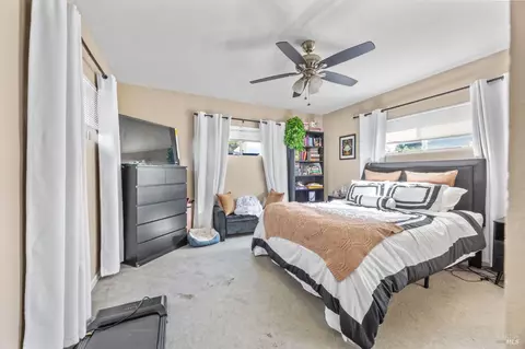 Bedroom - 532 Almond Dr, Vallejo, CA 94589 photo 1 of 3