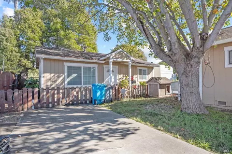 Exterior - 532 Almond Dr, Vallejo, CA 94589 photo 2 of 5