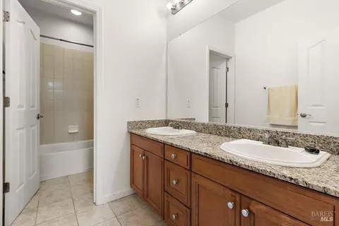Bath - 310 Sundance Ave, Vallejo, CA 94592 photo 1 of 3
