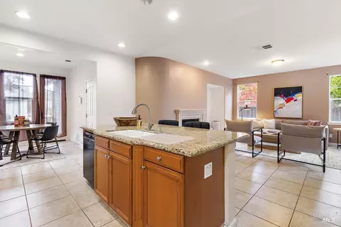 Kitchen - 310 Sundance Ave, Vallejo, CA 94592 photo 3 of 4