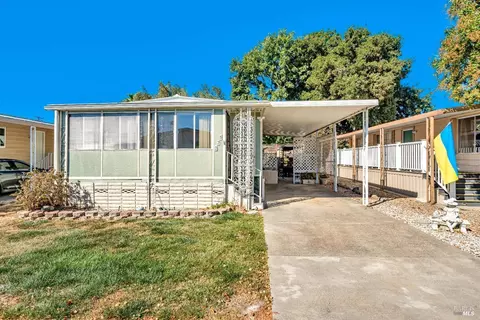 300 E H St #225, Benicia, CA 94510