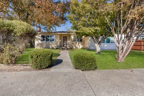 1412 Hawaii St, Fairfield, CA 94533