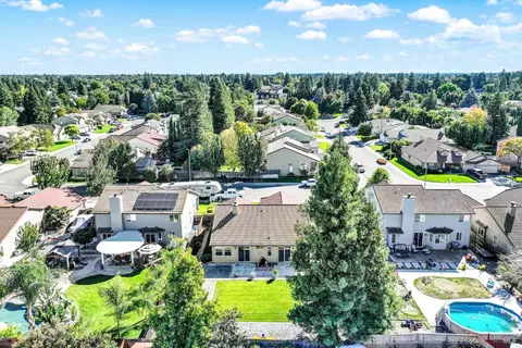 View/Area - 800 Alexander Dr, Dixon, CA 95620 photo 7 of 8