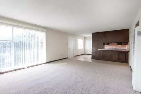 Living - 125 Acacia Way, Vallejo, CA 94591 photo 8 of 9