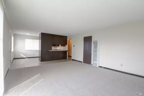 Living - 125 Acacia Way, Vallejo, CA 94591 photo 7 of 9