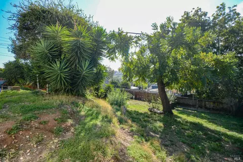 Exterior - 125 Acacia Way, Vallejo, CA 94591 photo 3 of 14