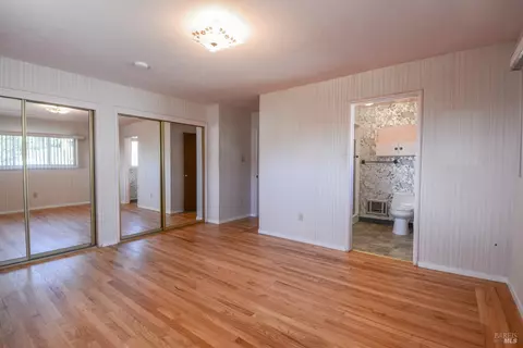 Bedroom - 125 Acacia Way, Vallejo, CA 94591 photo 7 of 14