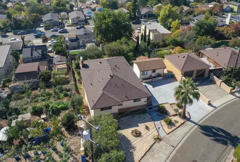 View/Area - 125 Acacia Way, Vallejo, CA 94591 photo 3 of 6