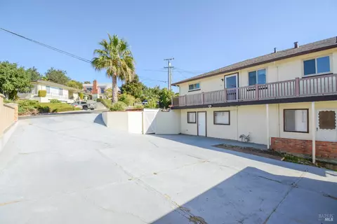 Exterior - 125 Acacia Way, Vallejo, CA 94591 photo 12 of 14