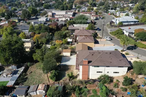 View/Area - 125 Acacia Way, Vallejo, CA 94591 photo 4 of 6