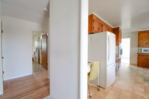 Entry Way - 125 Acacia Way, Vallejo, CA 94591 photo 1 of 2