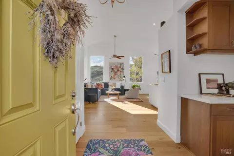 578 Morning Glory Dr, Benicia, CA 94510