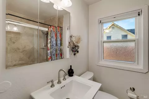Bath - 2115 Georgia St, Vallejo, CA 94590 photo 1 of 5