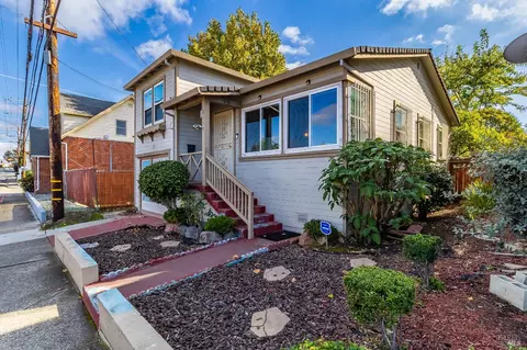 Exterior - 2115 Georgia St, Vallejo, CA 94590 photo 2 of 11