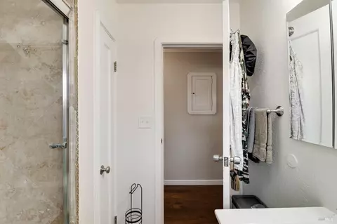 Bath - 2115 Georgia St, Vallejo, CA 94590 photo 3 of 5