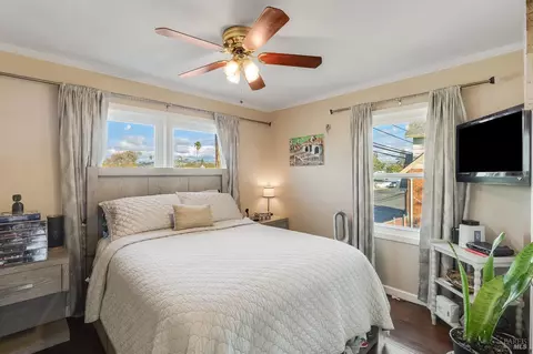 Bedroom - 2115 Georgia St, Vallejo, CA 94590 photo 1 of 5