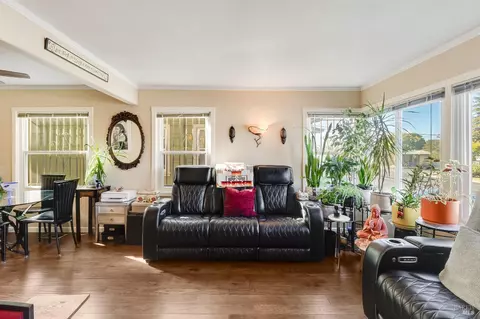 Living - 2115 Georgia St, Vallejo, CA 94590 photo 2 of 5