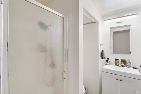 Bath - 2115 Georgia St, Vallejo, CA 94590 photo 5 of 5