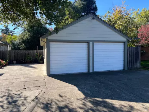 899 Taylor St, Fairfield, CA 94533 photo 3