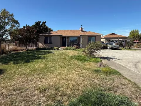 4001 Walker Ave, Santa Rosa, CA 95407