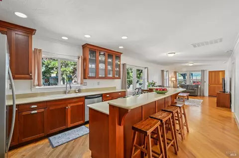 4165 Stony Point Rd, Santa Rosa, CA 95407
