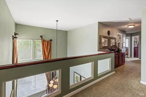 Entry Way - 181 Polaris Ct, Vallejo, CA 94591 photo 4 of 4