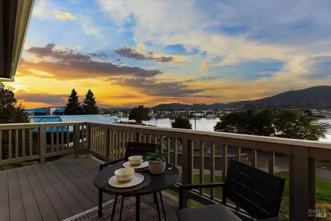 40 Drakes View Cir, Greenbrae, CA 94904