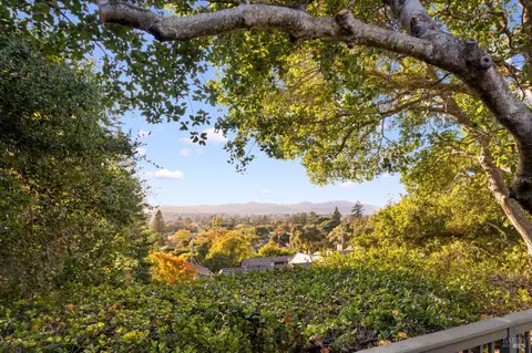 1701 Meek Ave, Napa, CA 94559