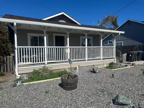 131 Halsey Way, Fort Bragg, CA 95437