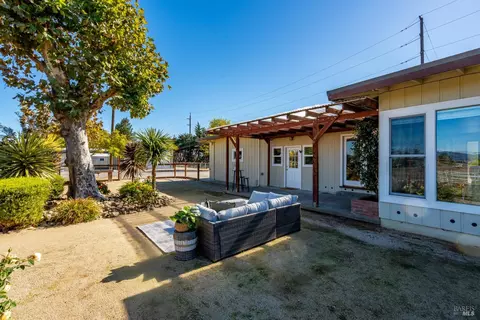 Exterior - 505 E Railroad Ave, Cotati, CA 94931 photo 16 of 27